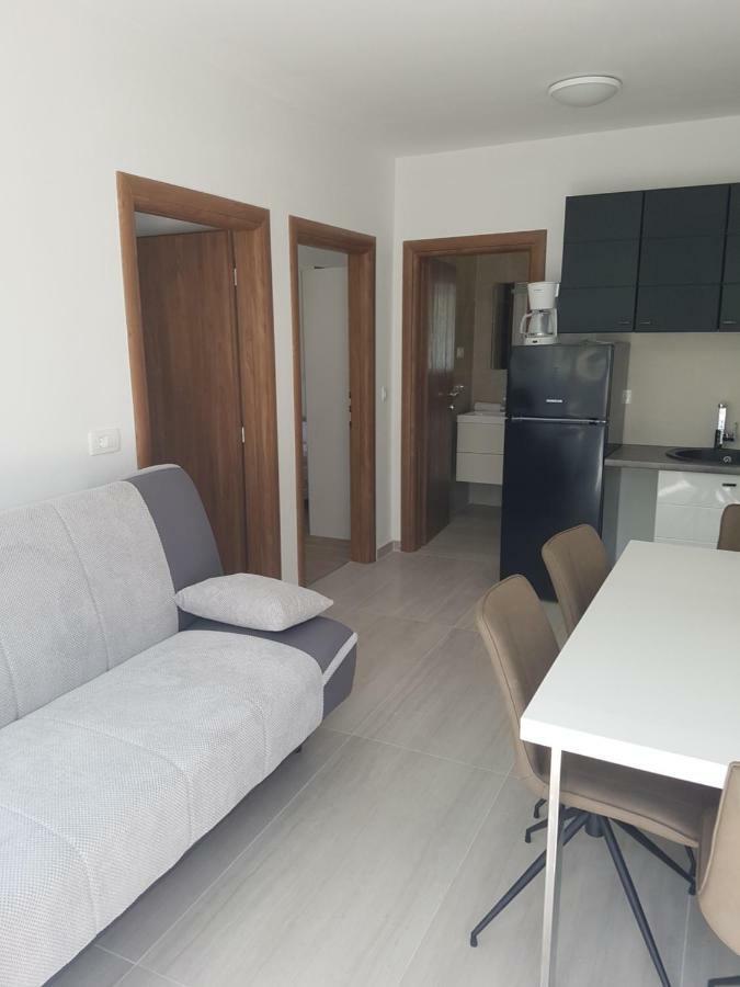 Apartmani Benjamin Bibinje Exterior foto